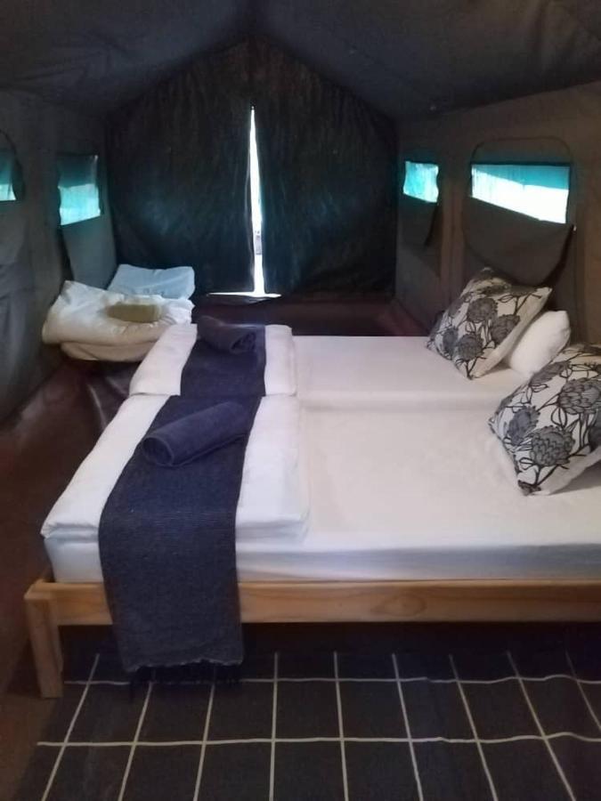 Achab Self Catering Tent Usakos Ngoại thất bức ảnh