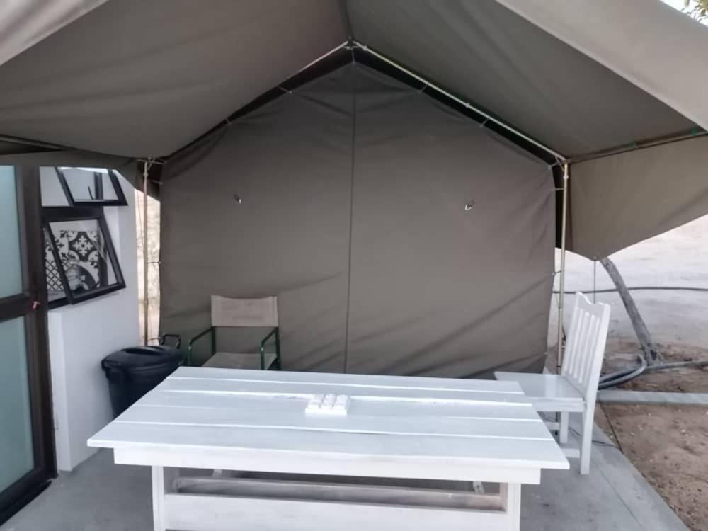 Achab Self Catering Tent Usakos Ngoại thất bức ảnh