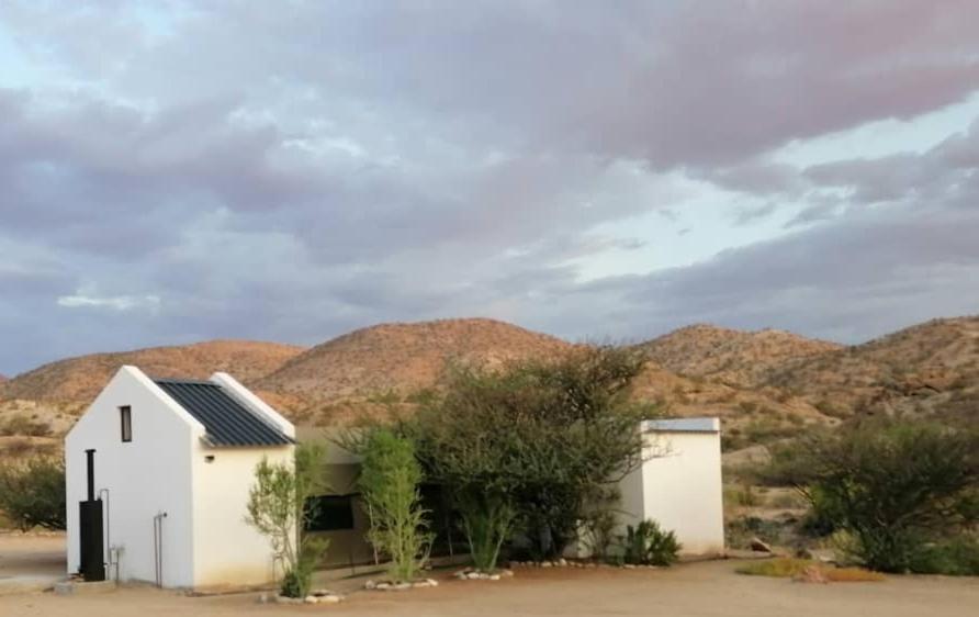 Achab Self Catering Tent Usakos Ngoại thất bức ảnh